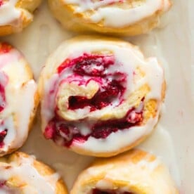 Raspberry Cinnamon Rolls {No Yeast} - The Big Man's World