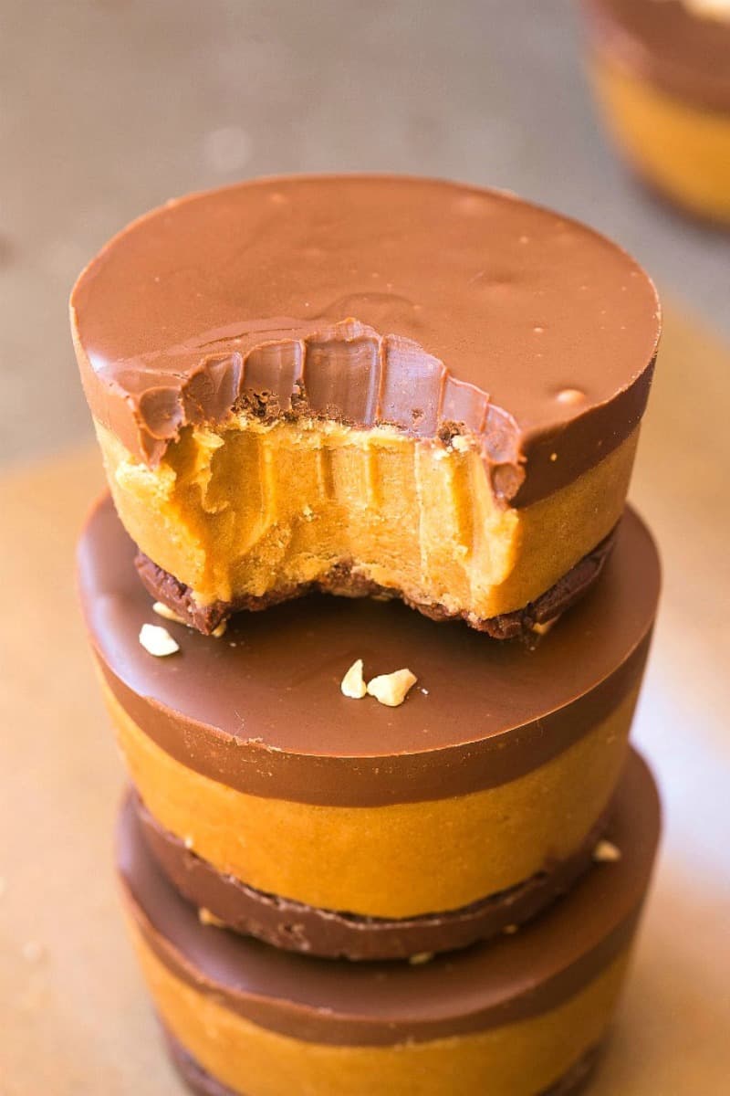 3 ingredient almond butter cups