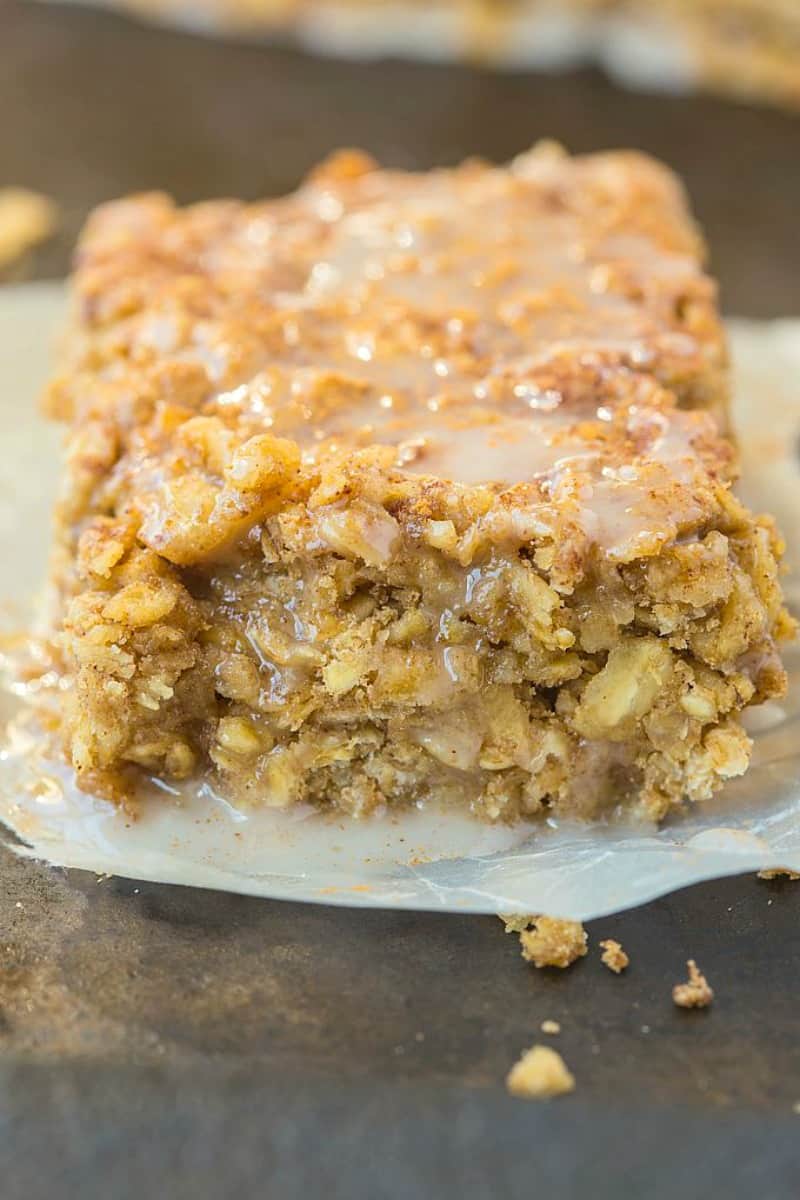 cinnamon roll baked oatmeal2