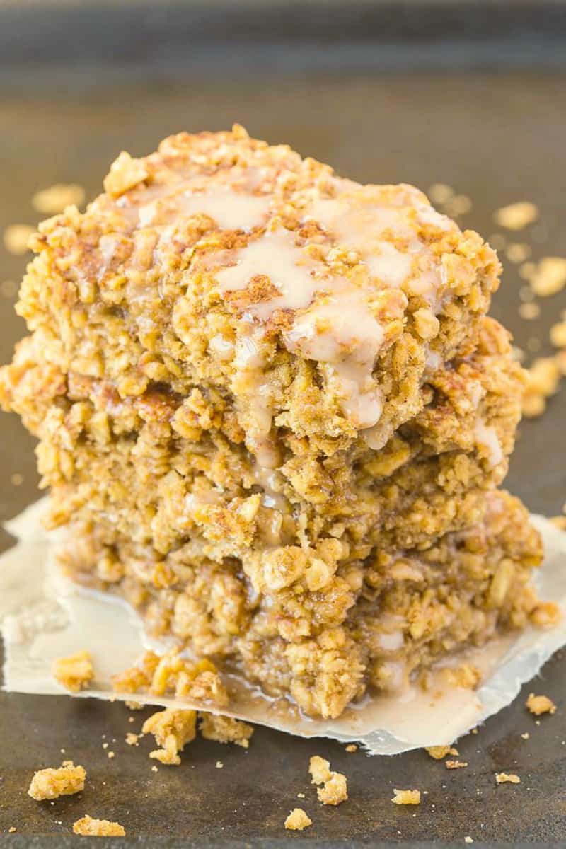 baked cinnamon roll oatmeal. 