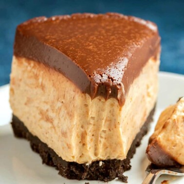 keto chocolate peanut butter cheesecake