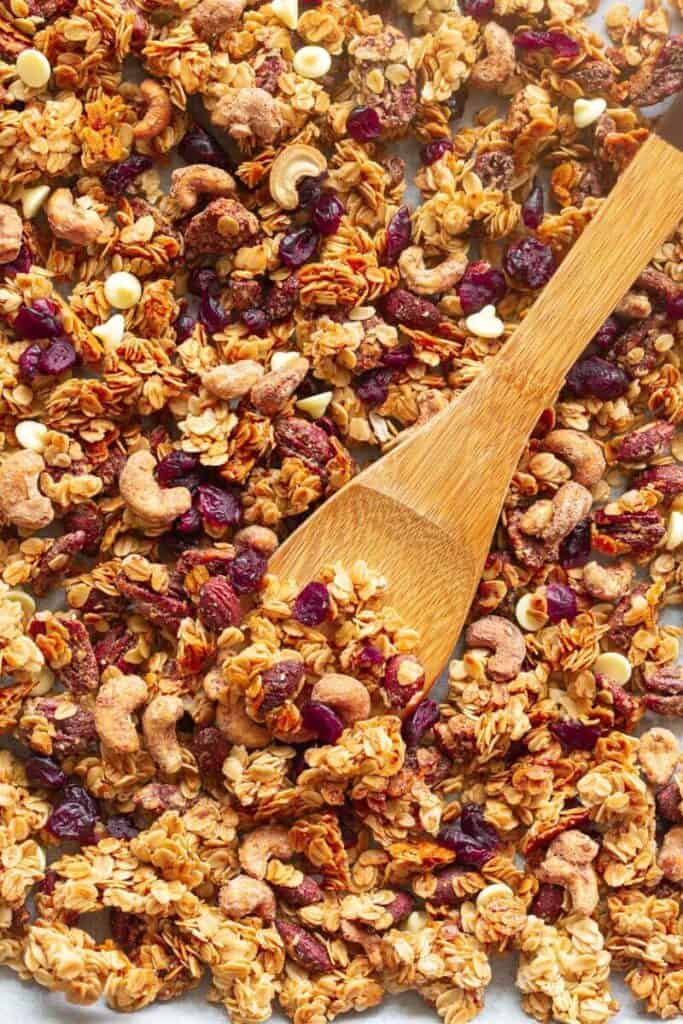 Healthy Homemade Granola {4 Ingredients!} The Big Man's World