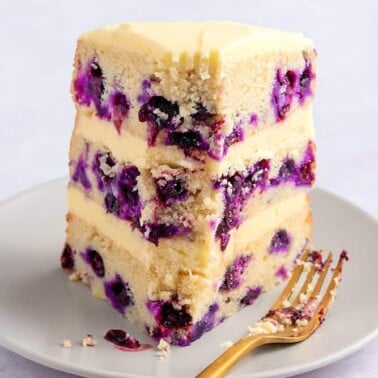 healthy blueberry cake