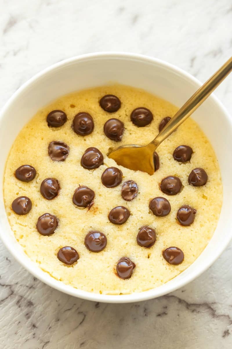 mug cake with chocolate chips