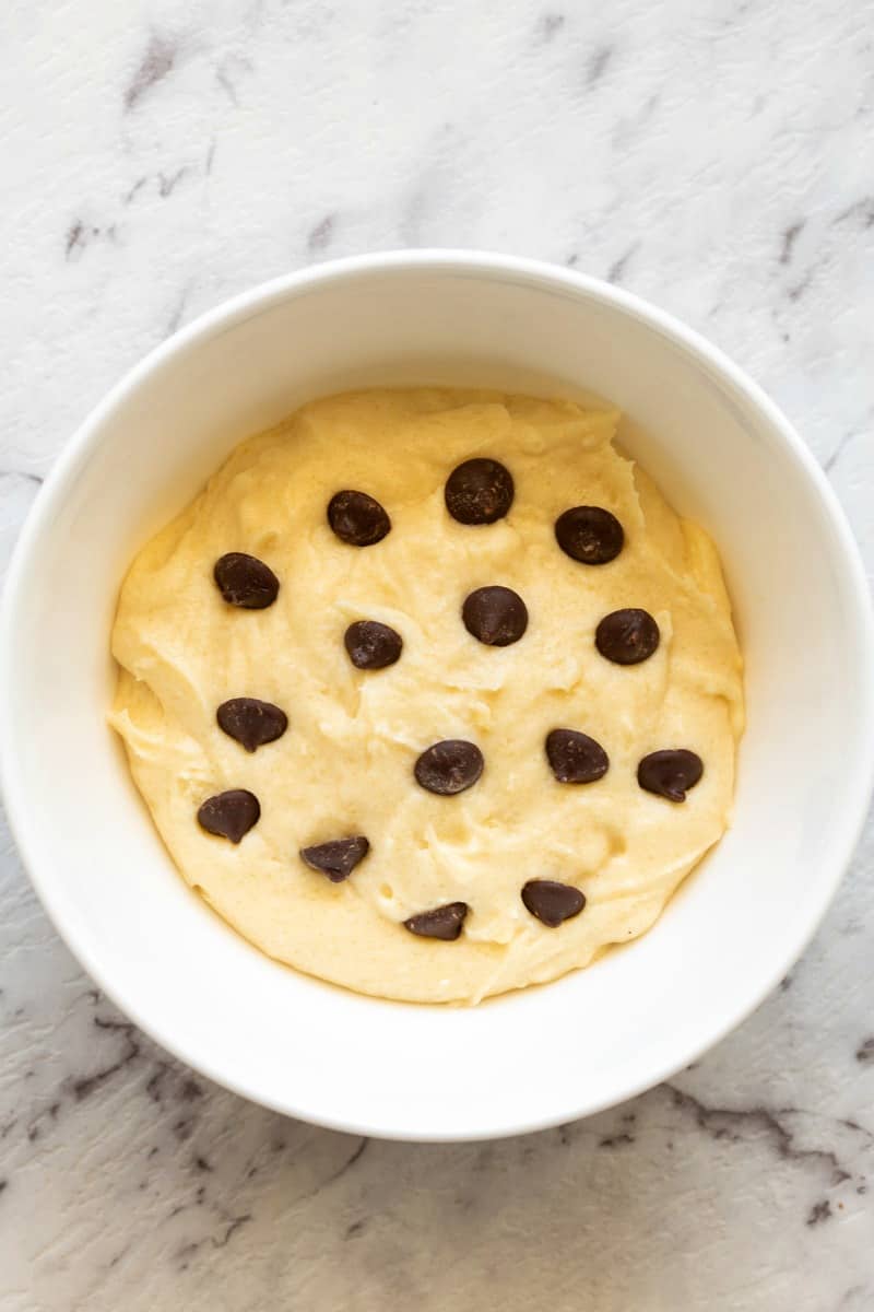 vanilla chocolate chip mug cake