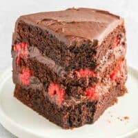 chocolate cake with raspberry filling
