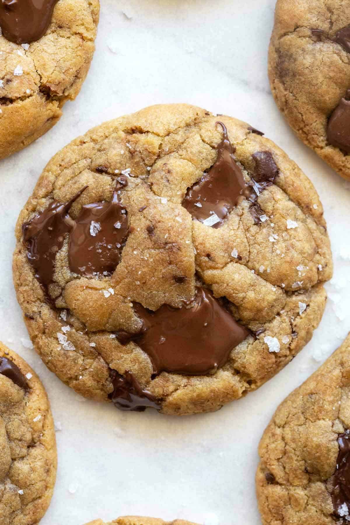 vegan brown butter chocolate chip cookies
