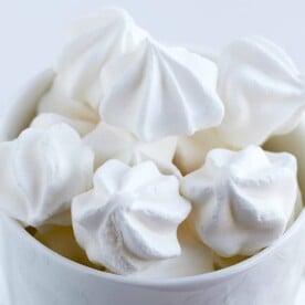 Aquafaba Meringue {Vegan Meringue} - The Big Man's World