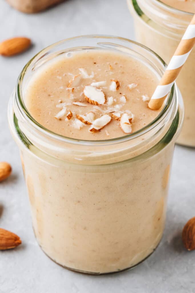 Almond Milk Smoothie- Just 3 Ingredients! - The Big Man's World