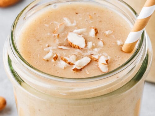 https://thebigmansworld.com/wp-content/uploads/2021/01/almond-milk-smoothie4-500x375.jpg