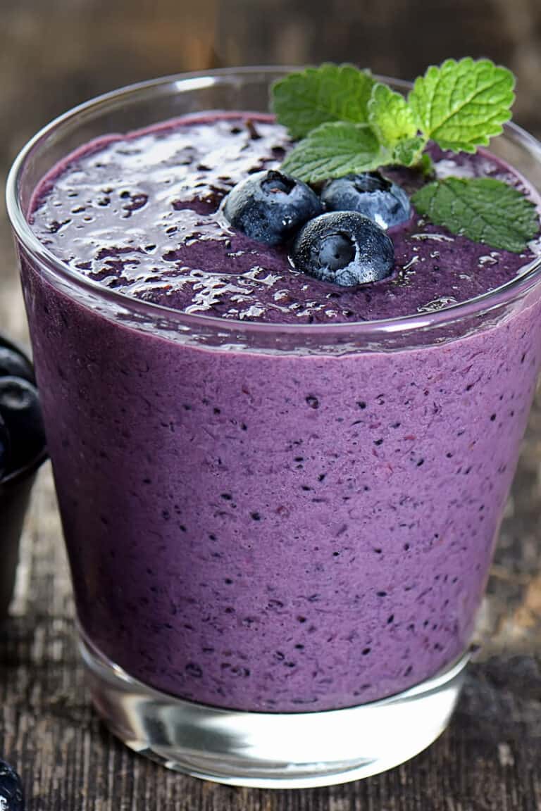 Keto Blueberry Smoothie {3 Ingredients} - The Big Man's World