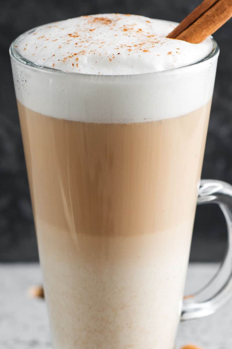 https://thebigmansworld.com/wp-content/uploads/2021/03/oat-milk-latte3.jpg