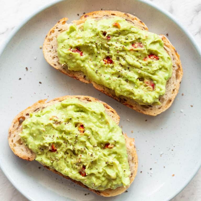 Keto Avocado Toast {Cafe Style} - The Big Man's World