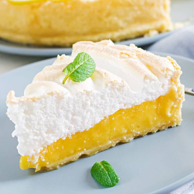 Keto Lemon Meringue Pie {4 Main Ingredients} - The Big Man's World