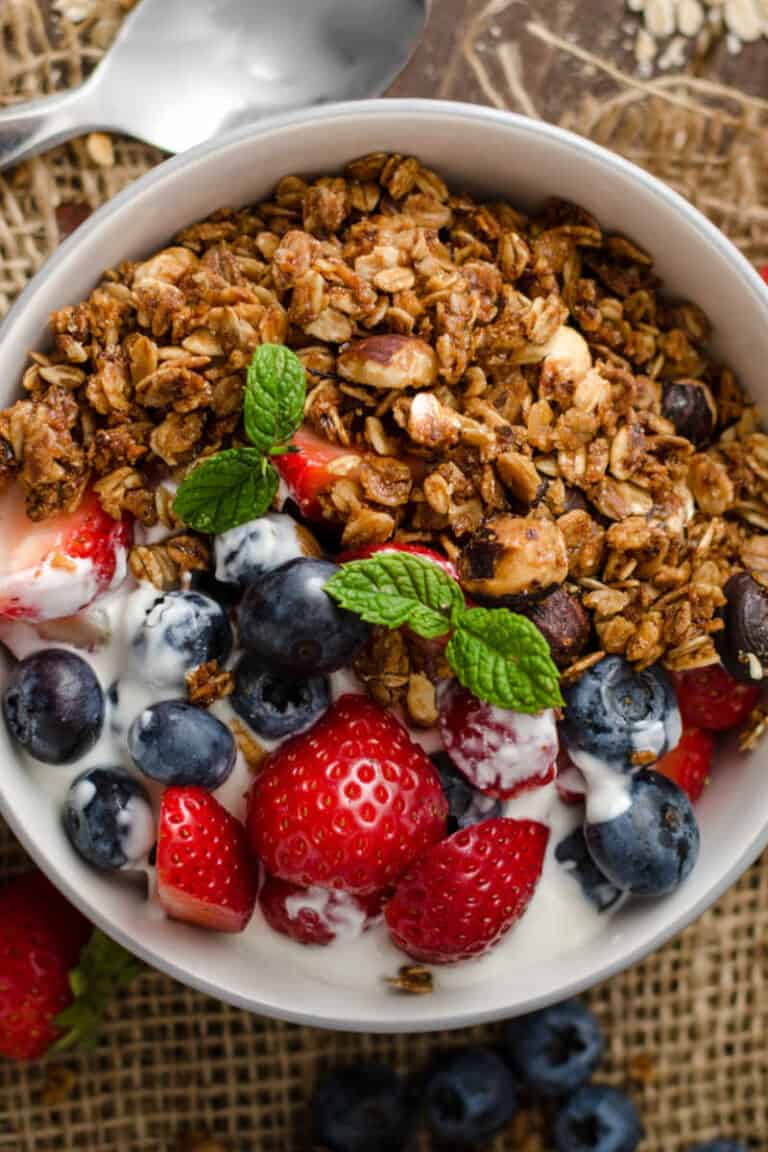 11+ Best Low Calorie Cereals for 2024 (+ Recipe!)