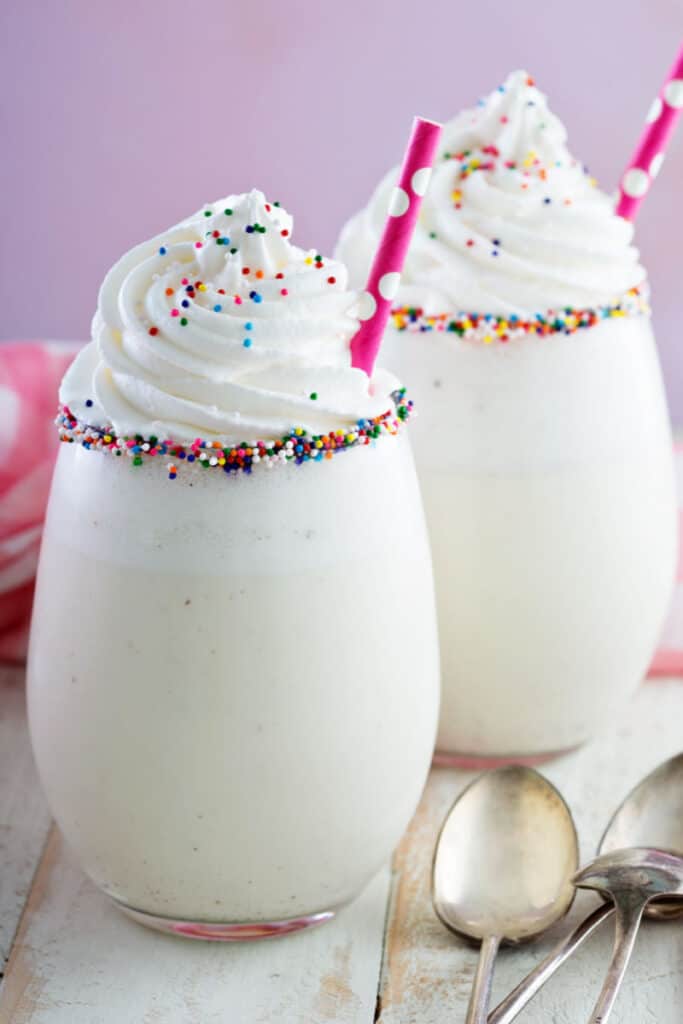 Almond Milk Milkshake Just 3 Ingredients The Big Mans World 8914