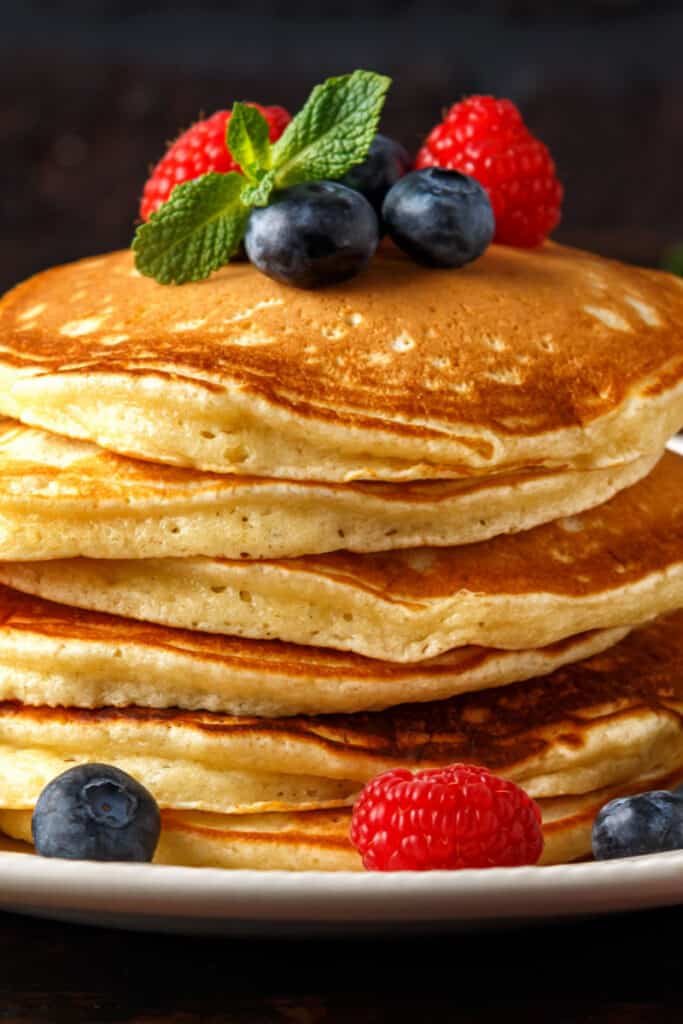 Low Calorie Pancakes {Under 150 calories!} The Big Man's World