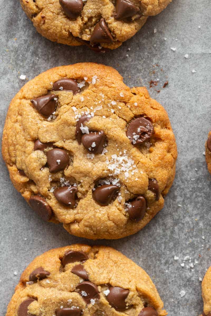 No-Flour Peanut Butter Chocolate Chip Cookies (simple and easy)