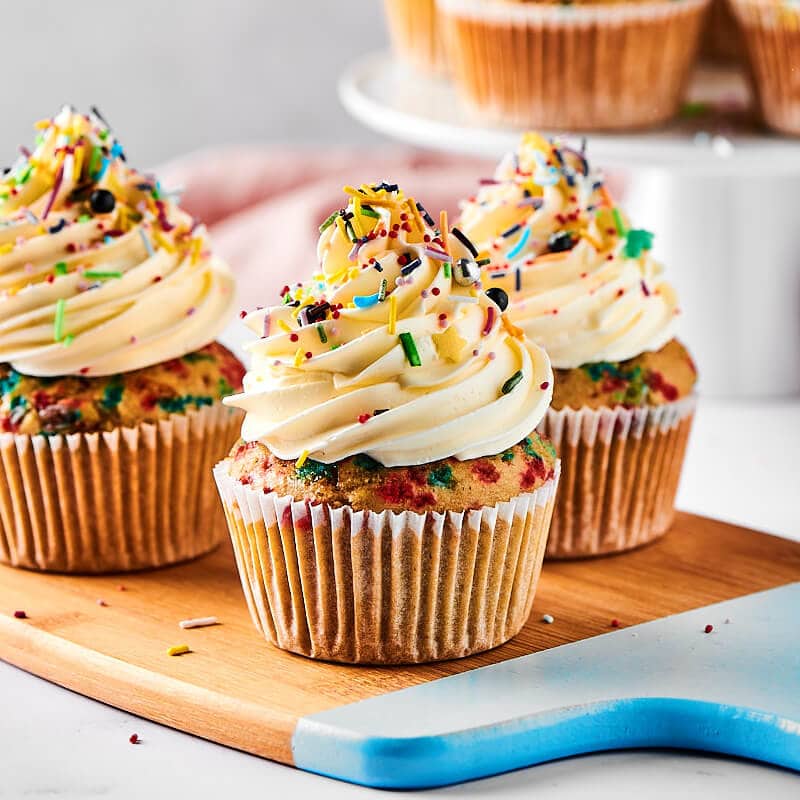 The BEST Funfetti Muffins (NO flour, one bowl!)
