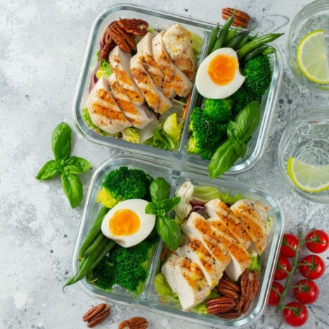 25+ Best Keto Breakfasts (Recipes + Tips)