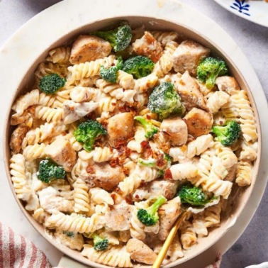 CHICKEN PASTA RECIPES COVER IMAGE