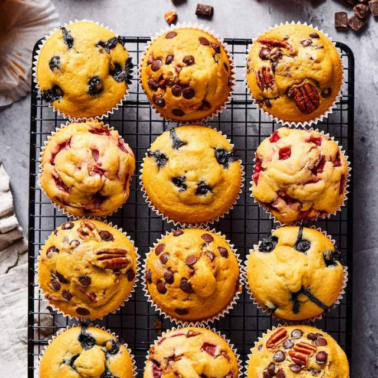 LOW CALORIE MUFFINS COVER IMAGE