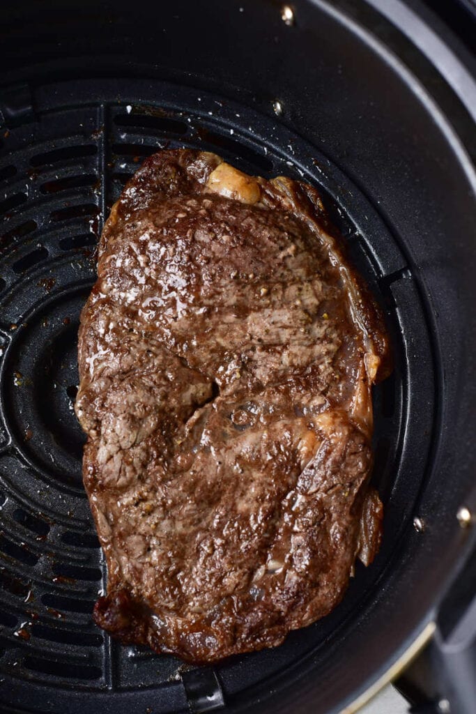 Air Fryer Steak Recipe (Juicy and tender) The Big Man's World