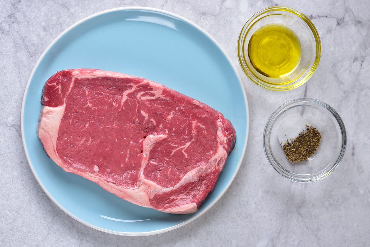 ingredients for air fryer steak.