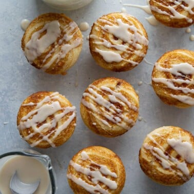 cinnamon roll muffins recipe.