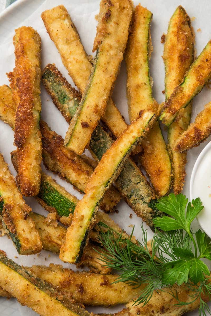 Crispy Baked Zucchini Fries- Just 4 Ingredients! - The Big Man's World