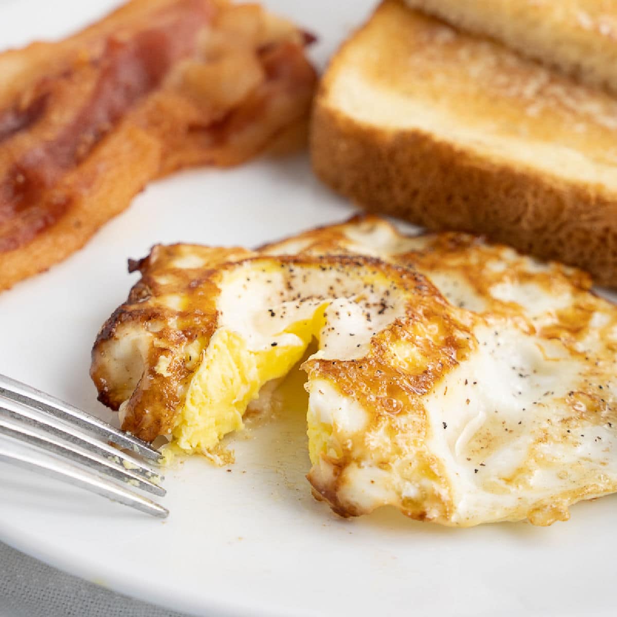 How to Make a Perfect Over-Hard Fried Egg