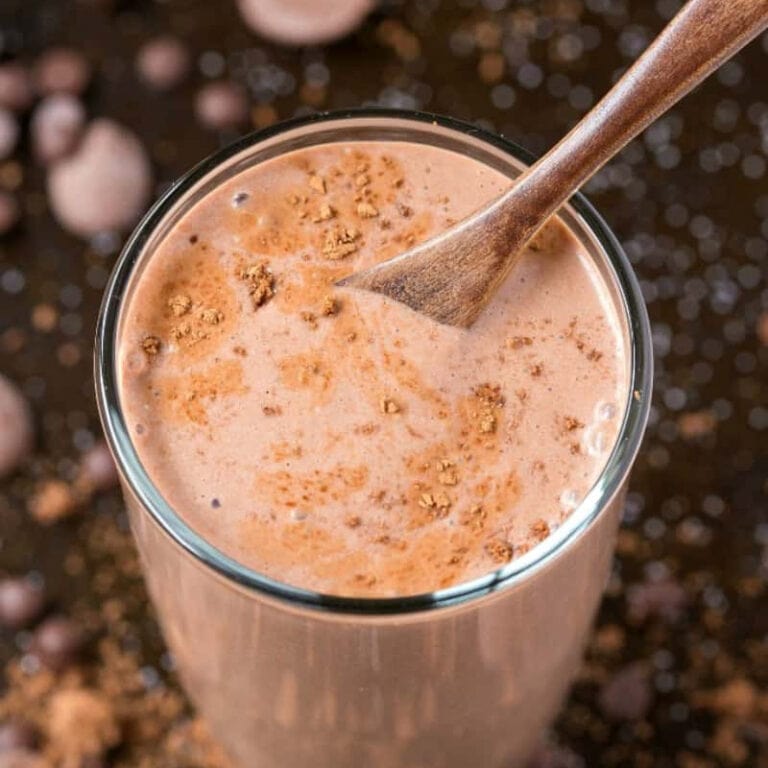 Oatmeal Smoothie Recipe (High Protein and Healthy!) TBMW