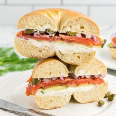 smoked salmon bagel recipe.