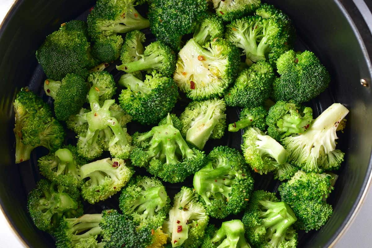 raw broccoli in air fryer.