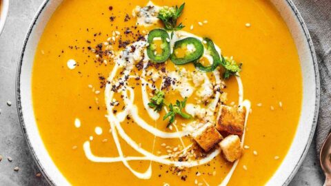 Pumpkin Curry Soup Recipe (Easy One Pot Recipe) - Raepublic