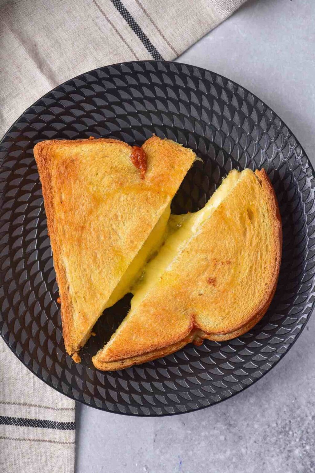 Air Fryer Grilled Cheese In 8 Minutes Extra Crispy And Gooey!