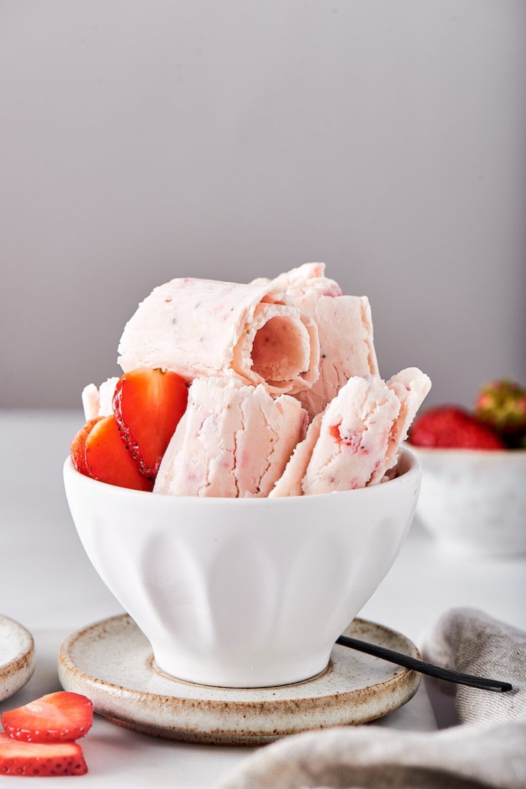 Rolled Ice Cream Just 2 Ingredients!