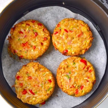 what temperature to cook crab cakes in air fryer