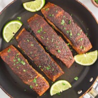 Receta de salmón ennegrecido.
