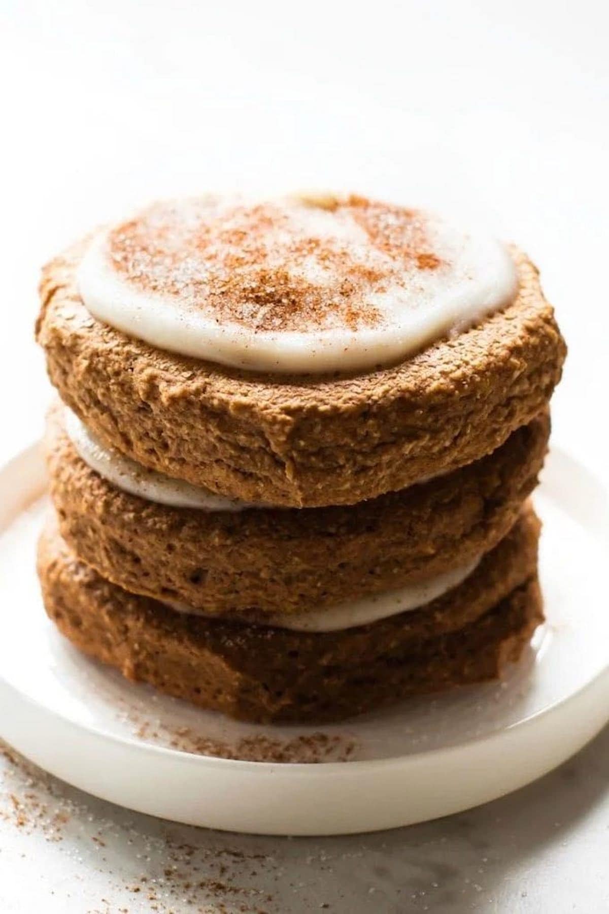 https://thebigmansworld.com/wp-content/uploads/2023/01/cinnamon-roll-pancakes3.jpg