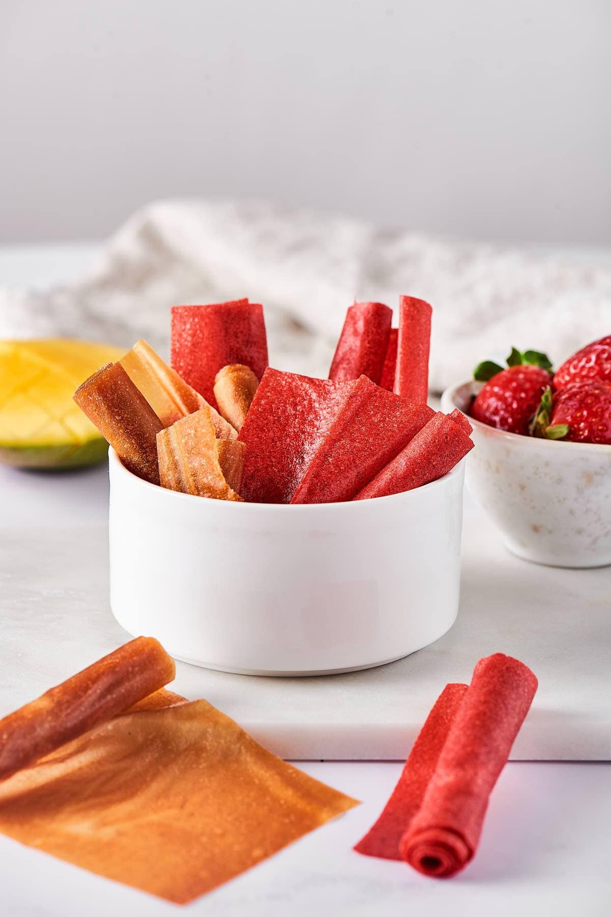 Homemade Fruit Roll Snacks for Healthy, Sugar Free Sweet Treats