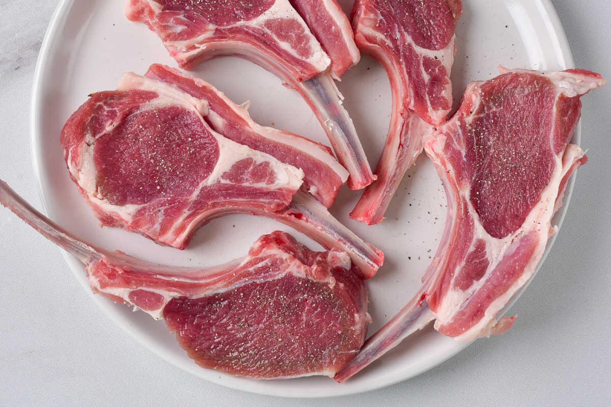 seasoned lamb chops.