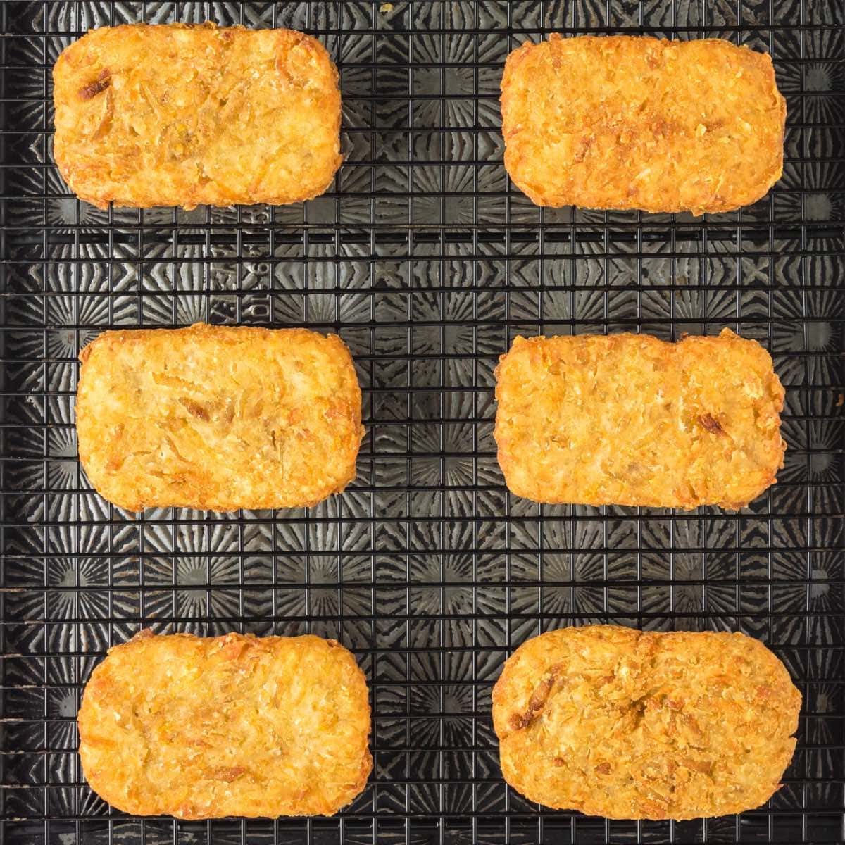 Hash Browns in Oven (Crispy and Cheesy Recipe!)