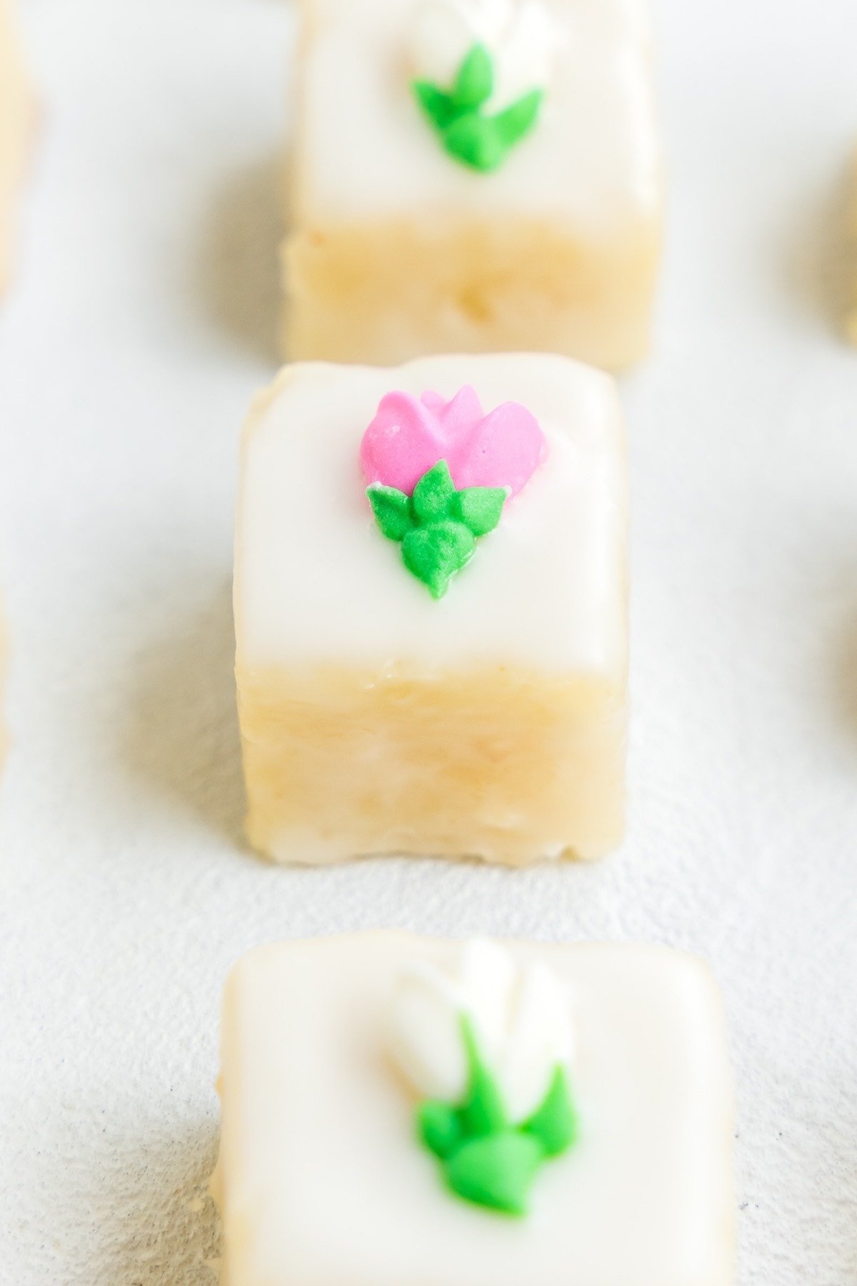 Vanilla Petit Fours