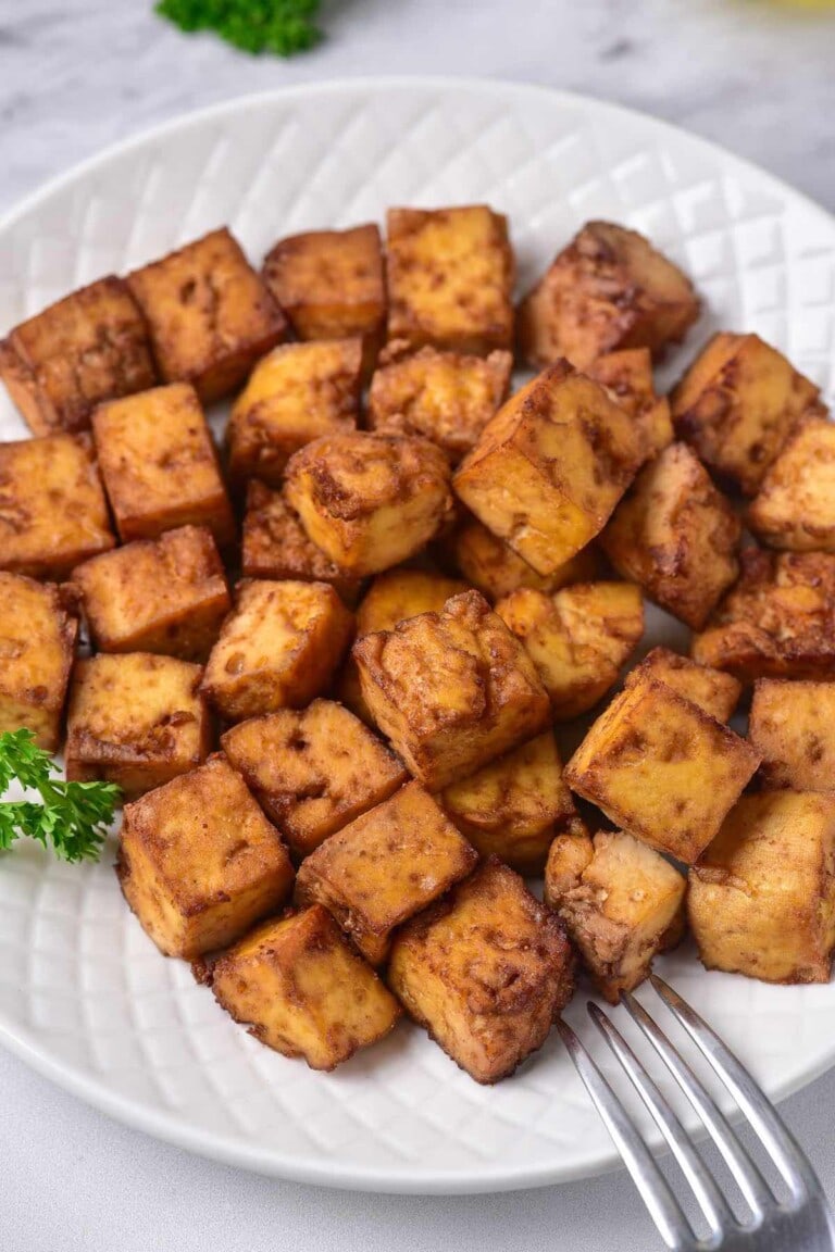 Tofu Marinade {4 Ingredients!} - thebigmansworld.com