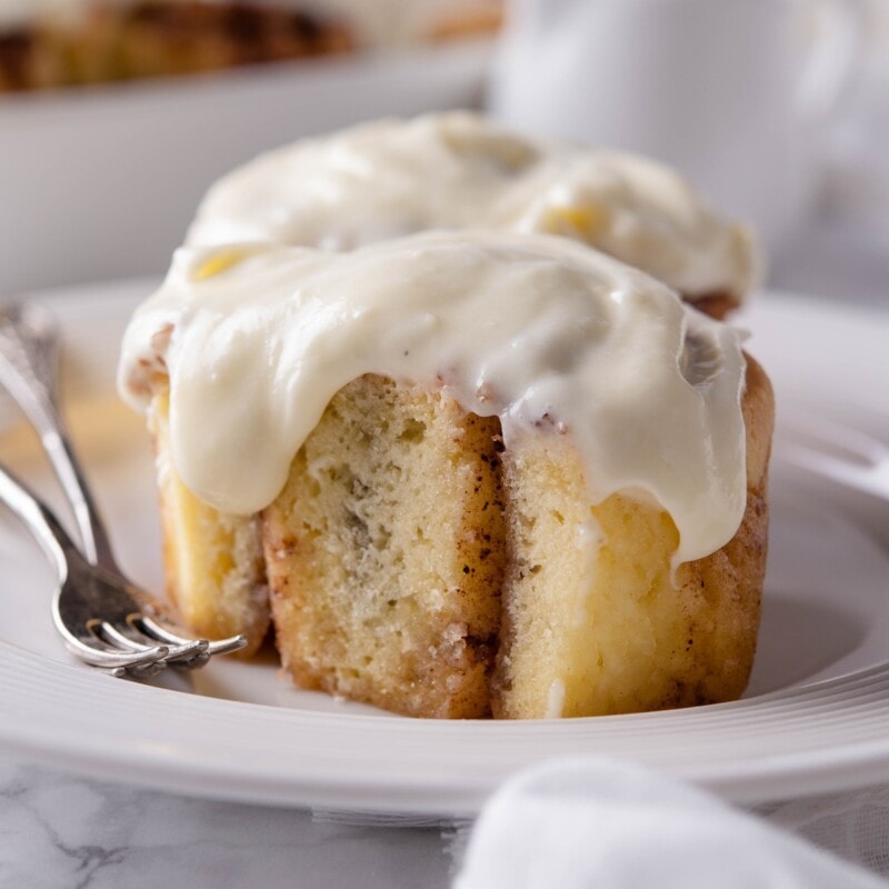 Best Gluten Free Cinnamon Rolls Recipe | Soft and Fluffy!