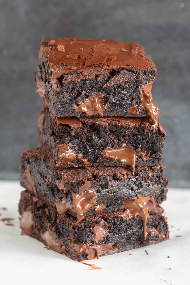 Fudgy Zucchini Brownies {flourless} - The Big Man's World