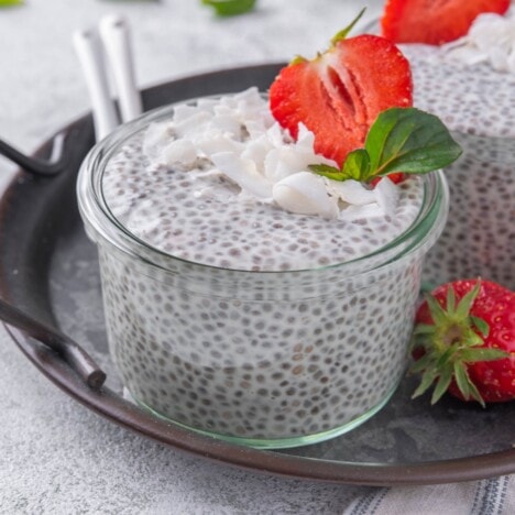 Coconut Milk Chia Pudding {3 Ingredients} - The Big Man's World