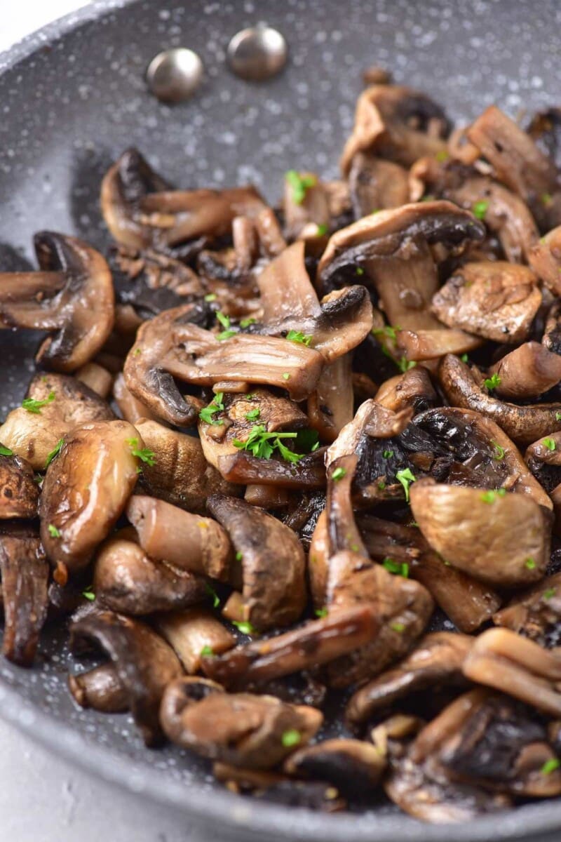 Saut Ed Mushrooms Recipe The Big Man S World   Sauteed Mushrooms2 800x1200 