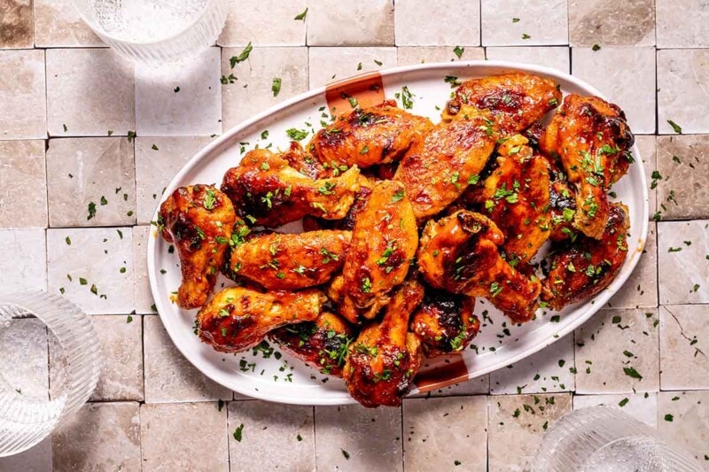 How long to bake hot wings for optimal crispiness